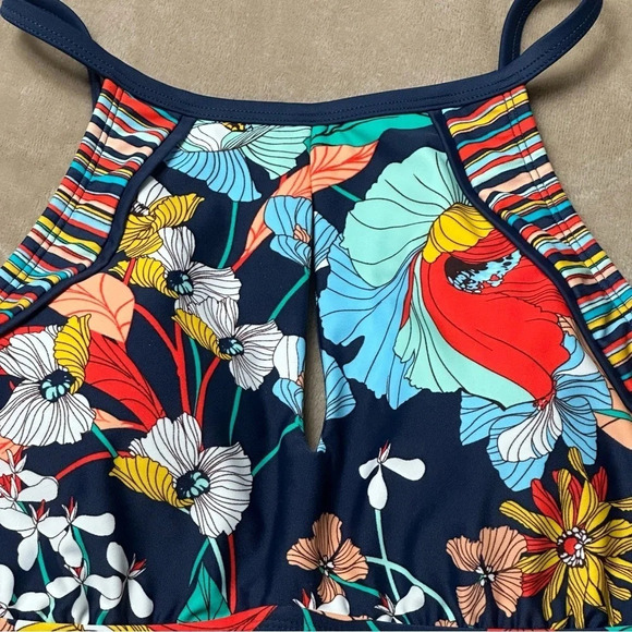 Ellen Tracy High Neck Keyhole Navy with Floral Tankini Top Size 8 - Picture 8 of 11